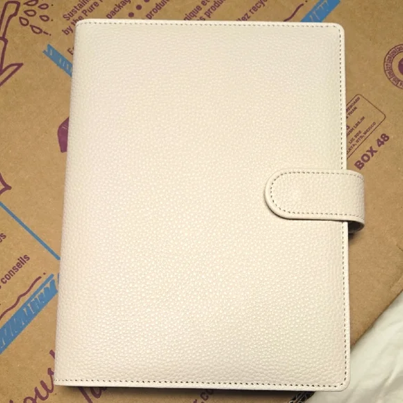 Stil Elegant Cream Leather Planner - Picture 1 of 4